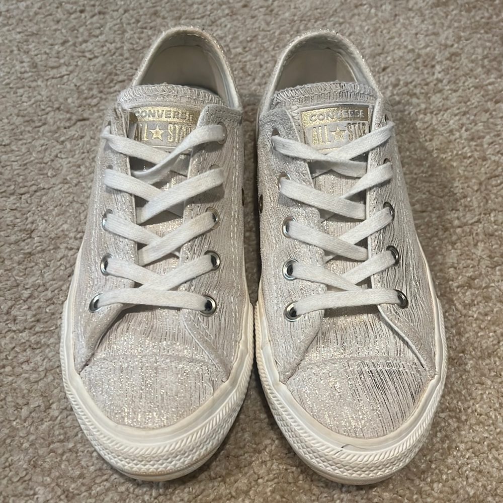 Kids Converse glitter low tops